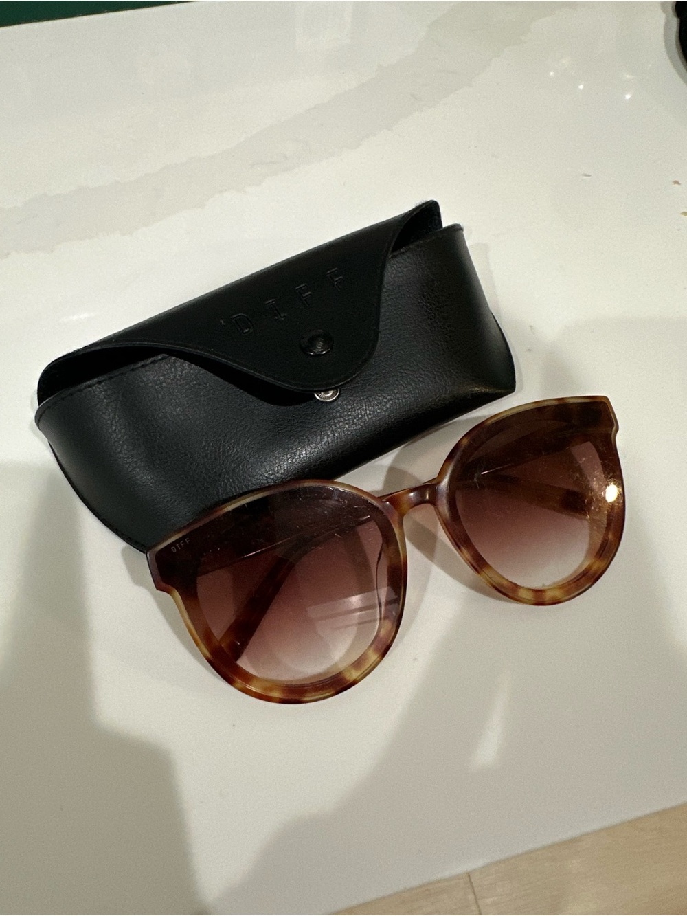 Diff Eyeware Gemma Sunglasses in Soltice - Case Included!